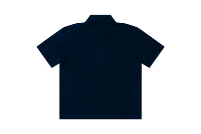 Poloshirt mit weißen Stick 